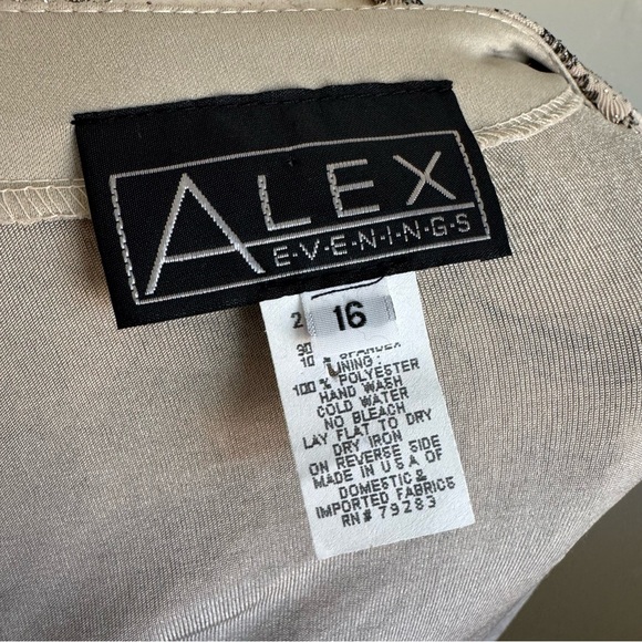 ALEX EVENINGS 2 Pc. Dress Gown sz 16 Beige Glitter Accent Mother Of Bride/Party - Picture 7 of 11